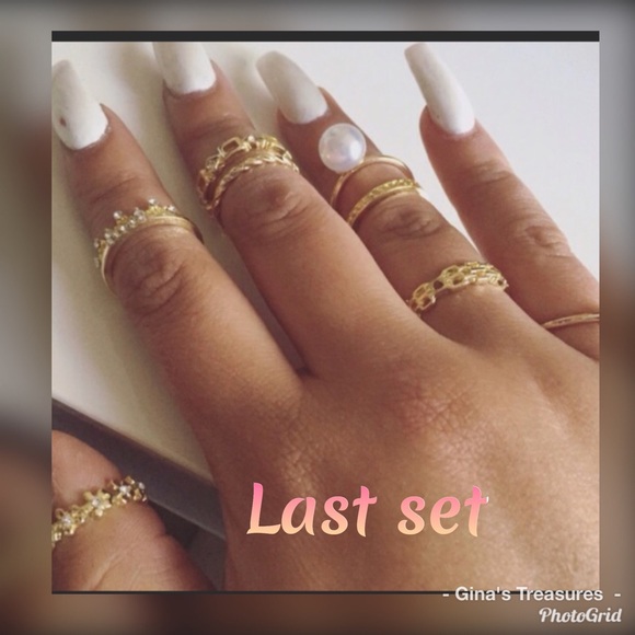Mix Midi Rings, 8 Piece set  -(Last one) - Picture 2 of 5